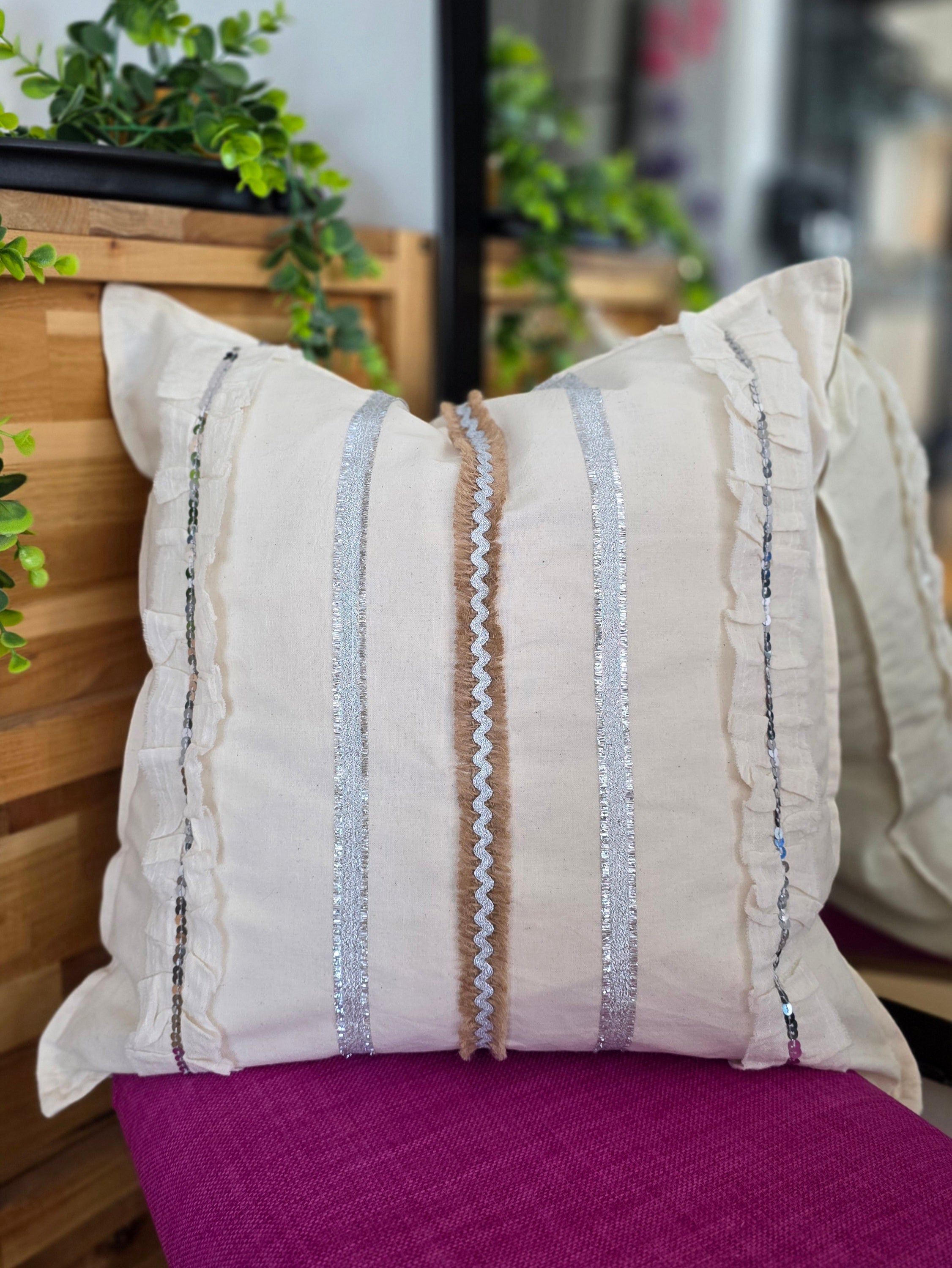 Lines Cushion